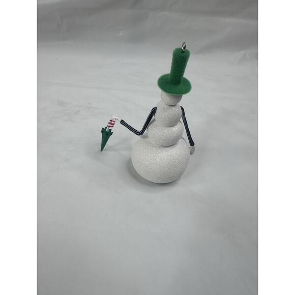 The Nightmare Before Christmas - Hallmark Ornament - A Snowy Surprise - NEW - Picture 3 of 4